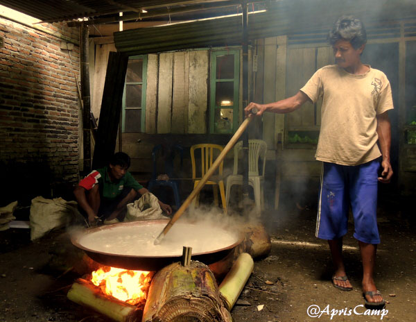 Wajik ketan gula merah