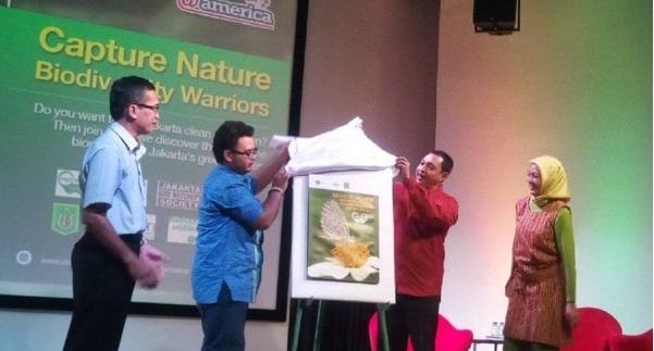 Capture Nature, From Fields to the Pages