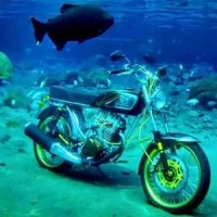 Naik Motor Di Dalam Air?? BISA!